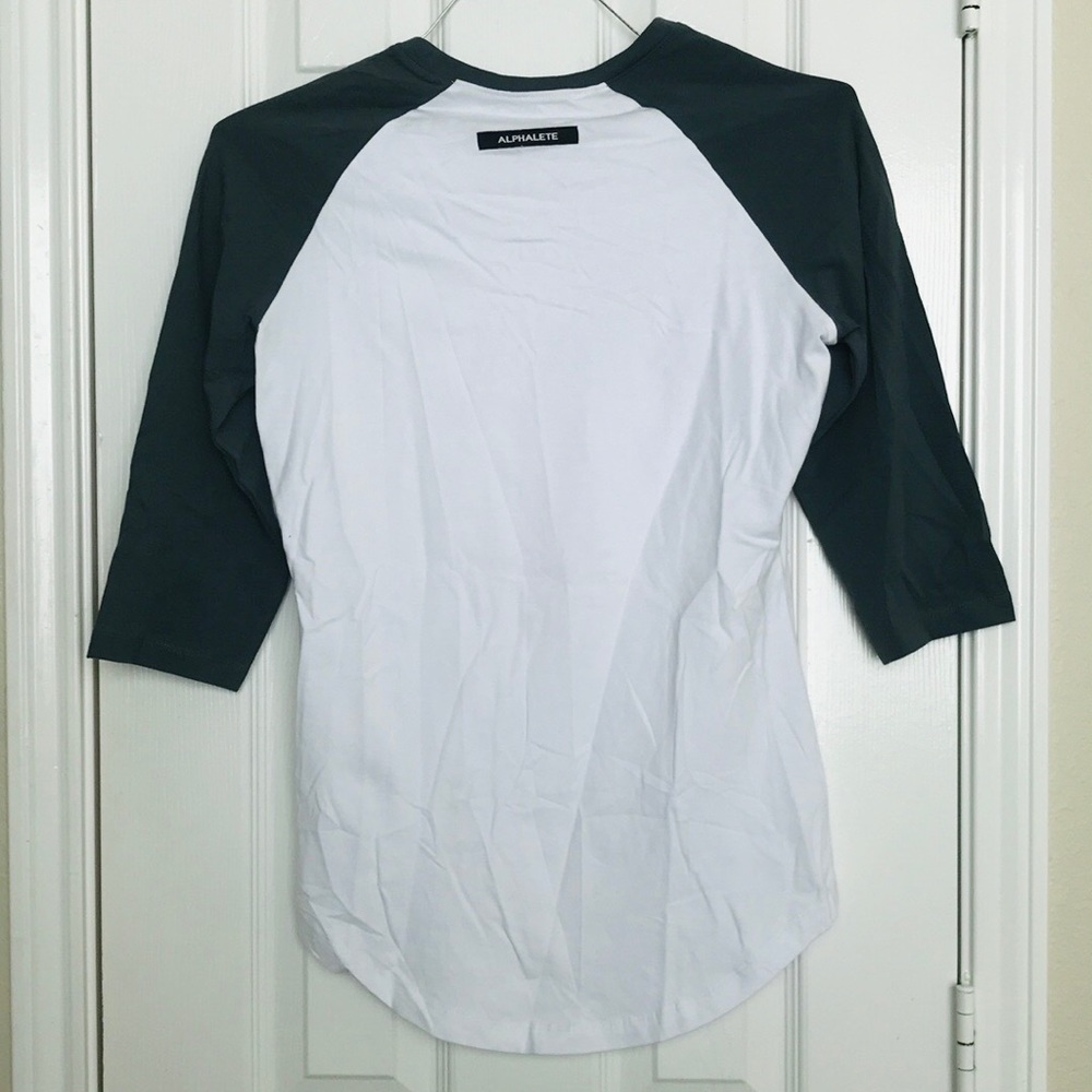 NWT ALPHALETE ATHLETICS Women’s Fitted Performance 3/4 Sleeve Tee Small - Picture 7 of 8